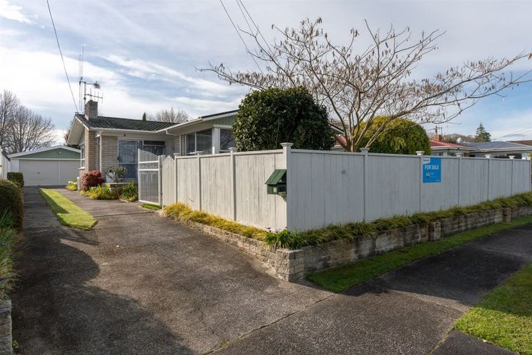 Photo of property in 33 De Vere Crescent, Chartwell, Hamilton, 3210