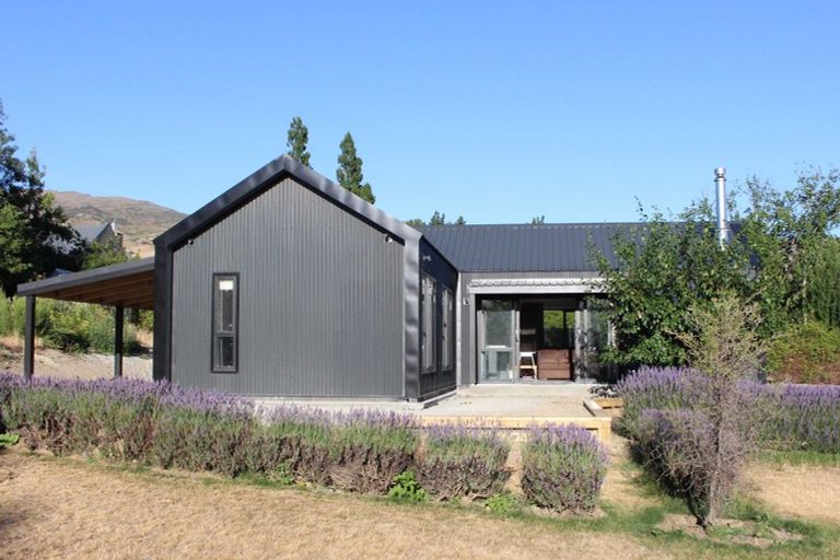 Photo of property in 12 Miners Terrace, Bannockburn, Cromwell, 9384