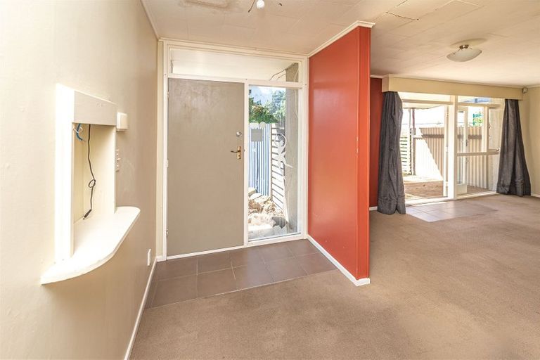 Photo of property in 44 Manuka Street, Castlecliff, Whanganui, 4501