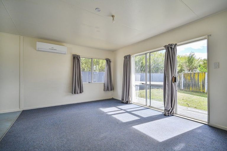 Photo of property in 17 Kilkee Terrace, Flaxmere, Hastings, 4120