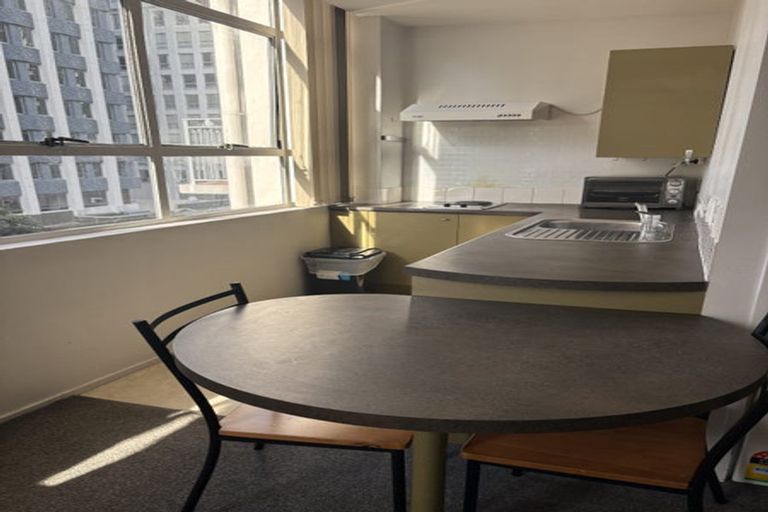 Photo of property in Hume House, 13/152 The Terrace, Wellington Central, Wellington, 6011