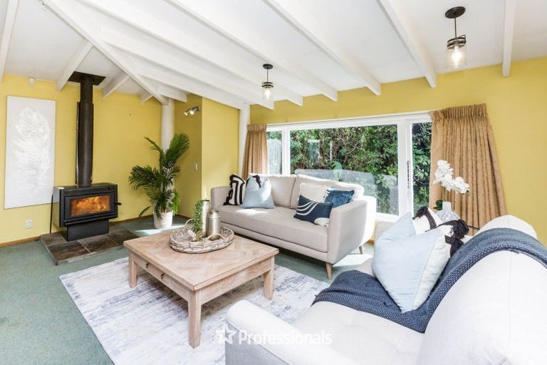 Photo of property in 32 Avian Crescent, Blue Mountains, Upper Hutt, 5371