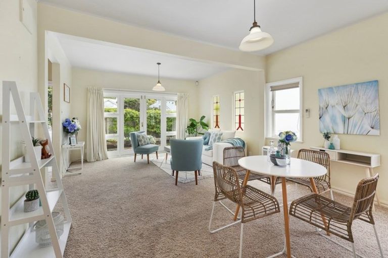 Photo of property in 13 Ferry Street, Seatoun, Wellington, 6022