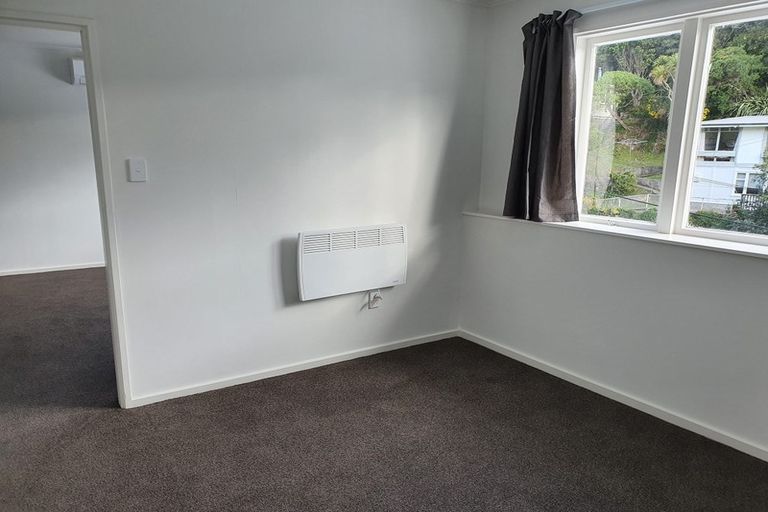 Photo of property in 1/46 Randwick Road, Northland, Wellington, 6012