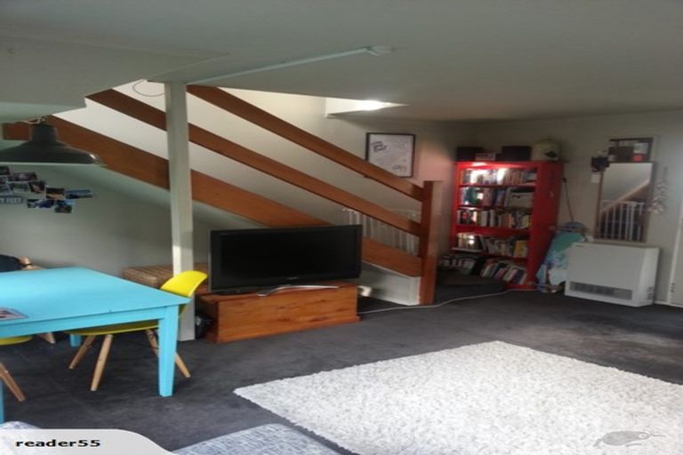 Photo of property in 74f6 Freyberg Street, Lyall Bay, Wellington, 6022