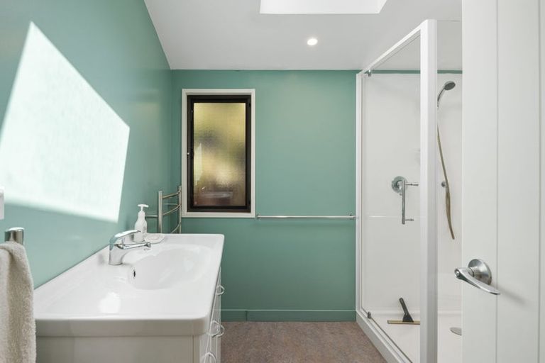 Photo of property in 542 Moetapu Bay Road, Moetapu Bay, Picton, 7282
