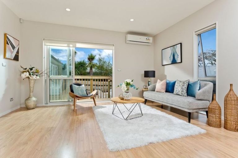 Photo of property in 38a Normandy Place, Henderson, Auckland, 0610