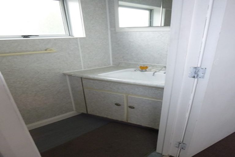 Photo of property in 732 Tremaine Avenue, Palmerston North, 4414