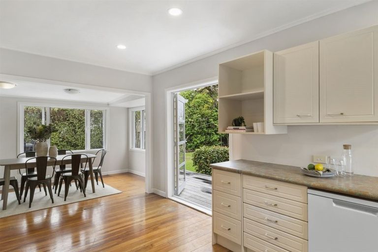 Photo of property in 1/21 Belmont Terrace, Milford, Auckland, 0620