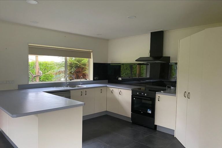 Photo of property in 46 Langdale Avenue, Paraparaumu, 5032