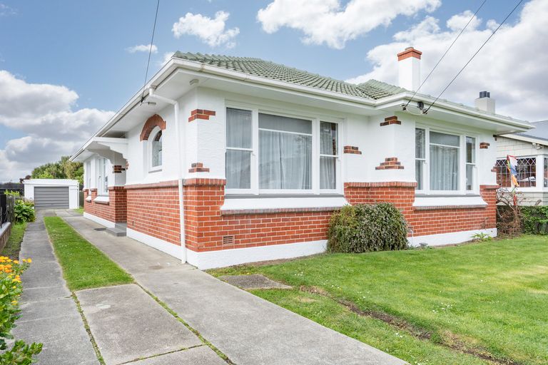 Photo of property in 57 Hargest Crescent, Saint Kilda, Dunedin, 9012