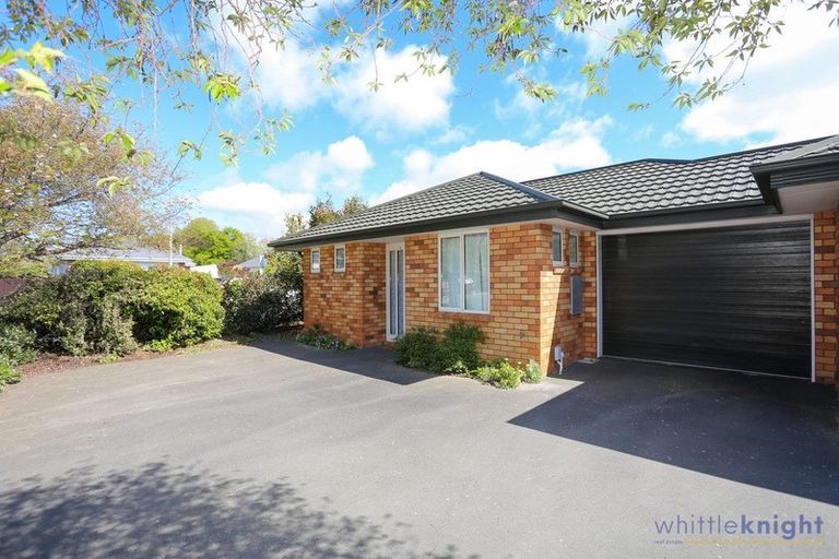 Photo of property in 87a Saint Martins Road, Saint Martins, Christchurch, 8022