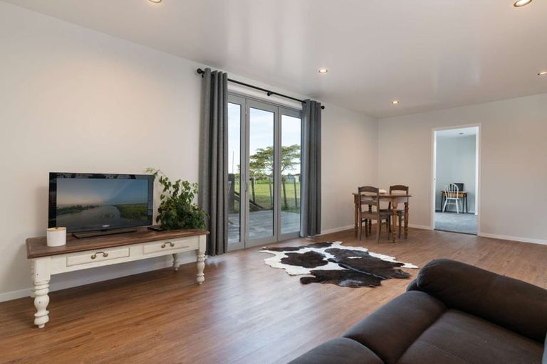 Photo of property in 60b Wilson Road South, Paengaroa, 3189