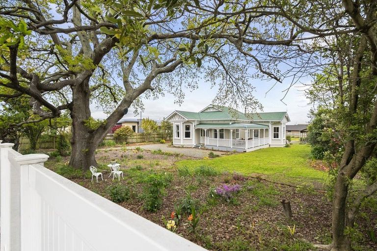 Photo of property in 103 James Line, Kelvin Grove, Palmerston North, 4414