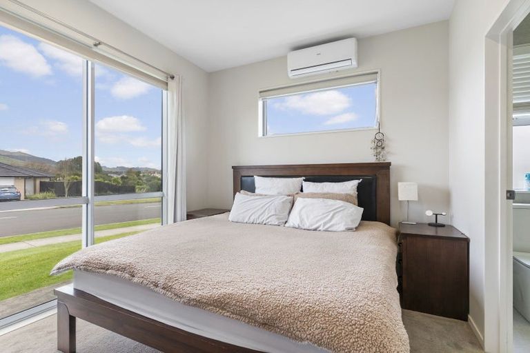 Photo of property in 35 Harriet Johnston Drive, Pokeno, 2402