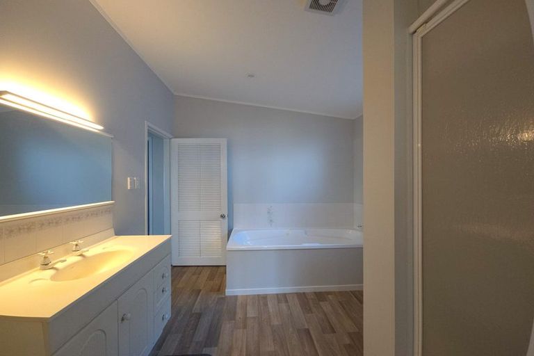 Photo of property in 233 Pukehina Parade, Pukehina, 3189