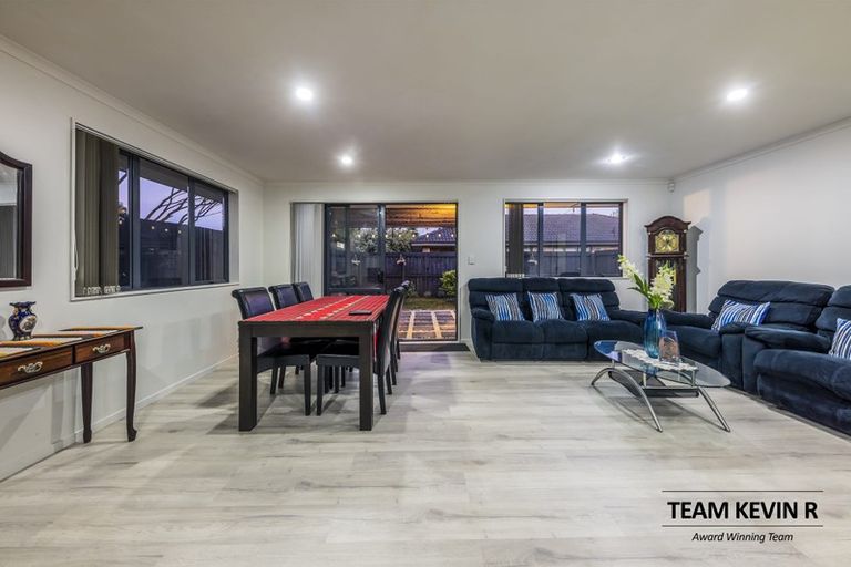 Photo of property in 11 Margarita Rise, Pukekohe, 2120