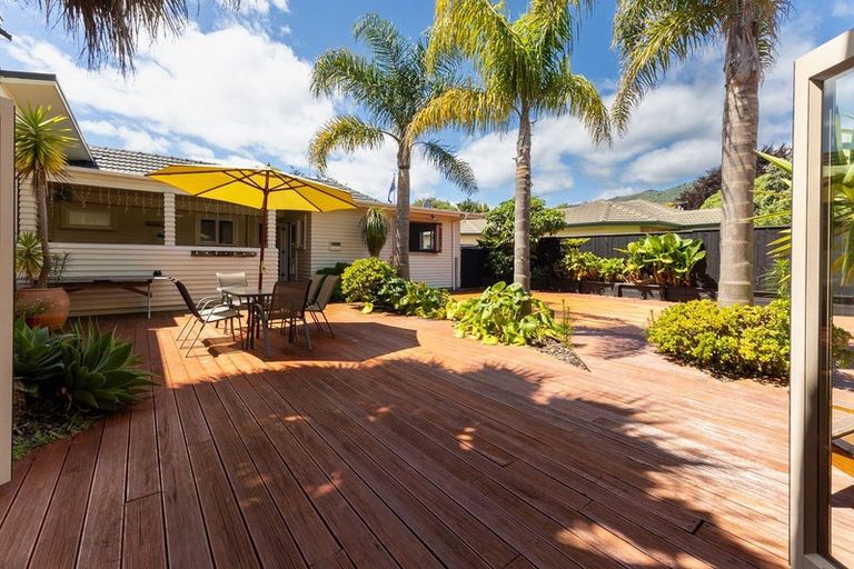 Photo of property in 6 Kohekohe Road, Waikanae, 5036