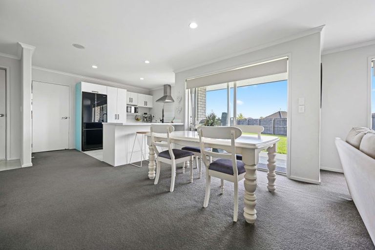 Photo of property in 11 Kentwood Place, Flagstaff, Hamilton, 3210