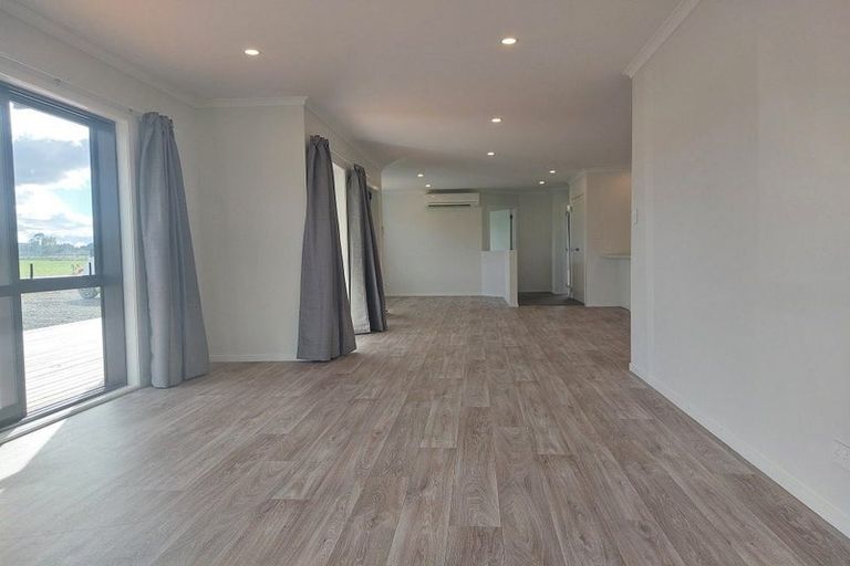 Photo of property in 2520 State Highway 2, Ahikouka, Greytown, 5794