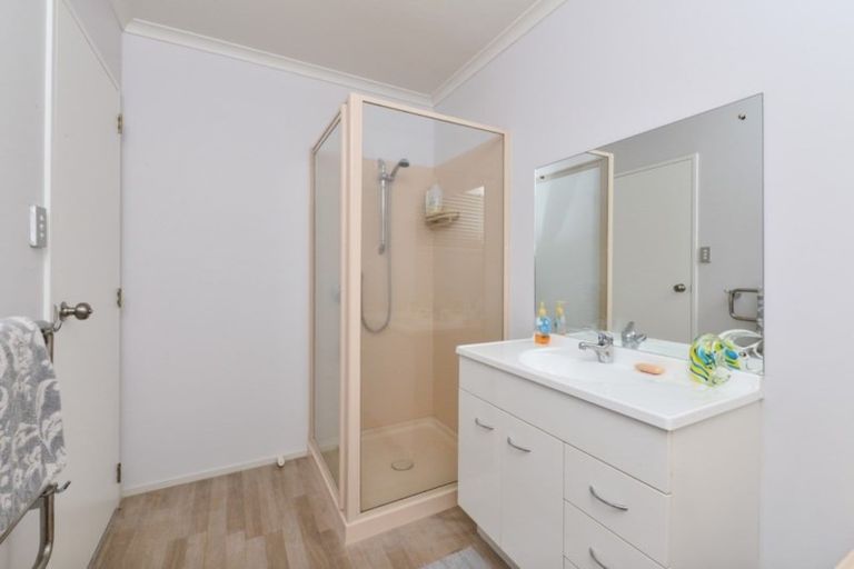 Photo of property in 3 Surrey Lane, Glenview, Hamilton, 3206