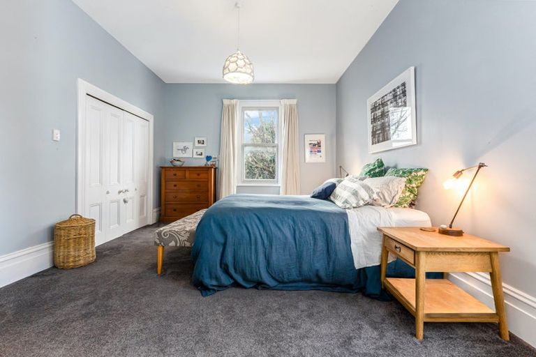 Photo of property in 13 Tinakori Road, Thorndon, Wellington, 6011