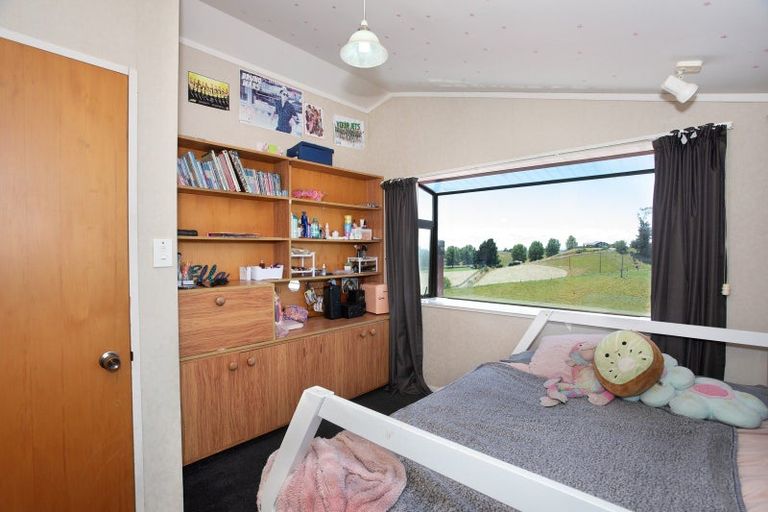 Photo of property in 270 Halcombe Road, Feilding, 4775