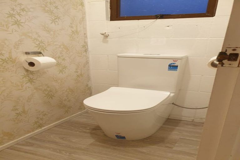 Photo of property in 3 Quo Vadis Place, Red Beach, 0932