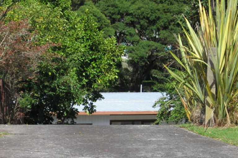 Photo of property in 5/15 Valron Road, Te Atatu South, Auckland, 0602