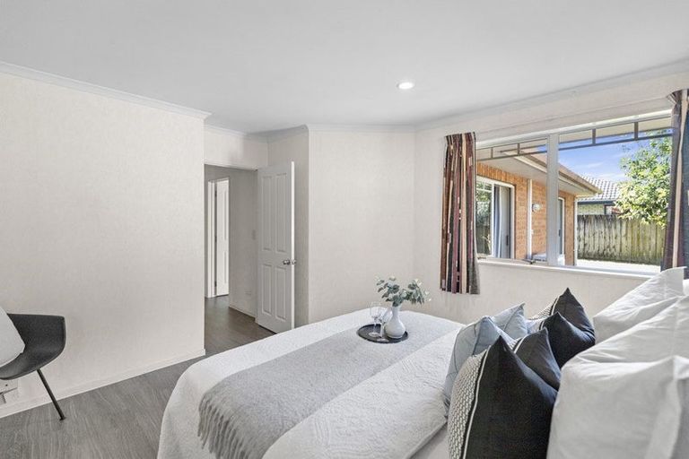 Photo of property in 76 Nielsen Gardens, Rototuna, Hamilton, 3210