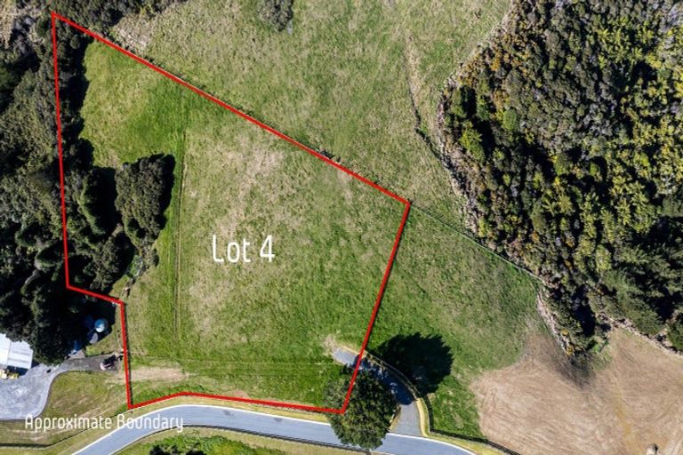 Photo of property in 7 Raikes Road, Kaitoke, 5018