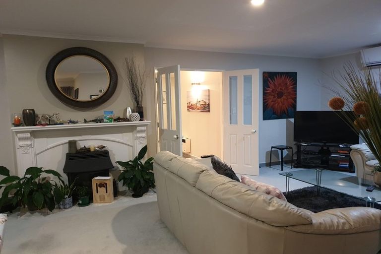 Photo of property in 17 Spyglass Lane, Whitby, Porirua, 5024