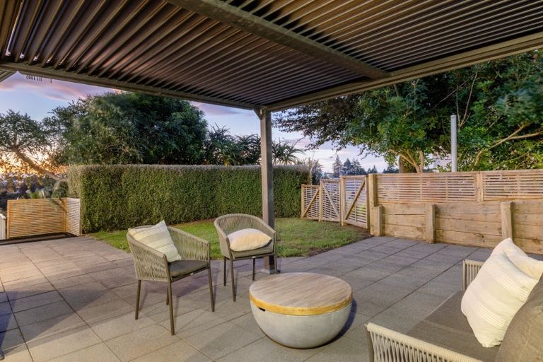 Photo of property in 12 Hazelnut Way, Bellevue, Tauranga, 3110