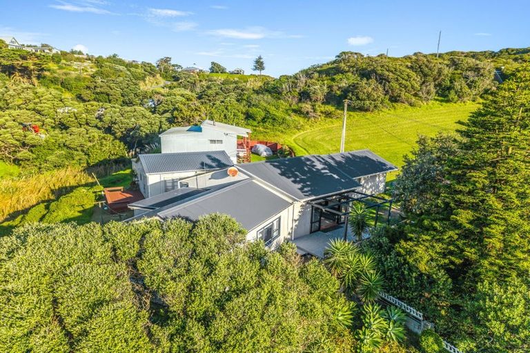 Photo of property in 5 Ocean View Terrace, Baylys Beach, Dargaville, 0377