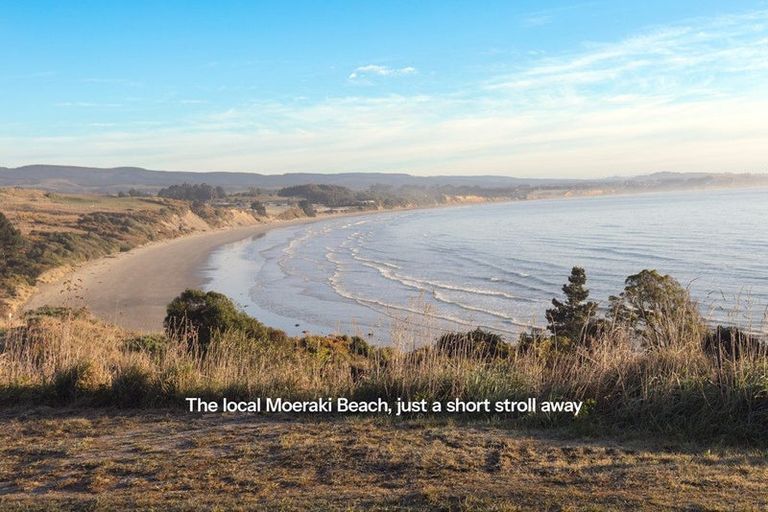 Photo of property in 10 Bute Street, Moeraki, 9482