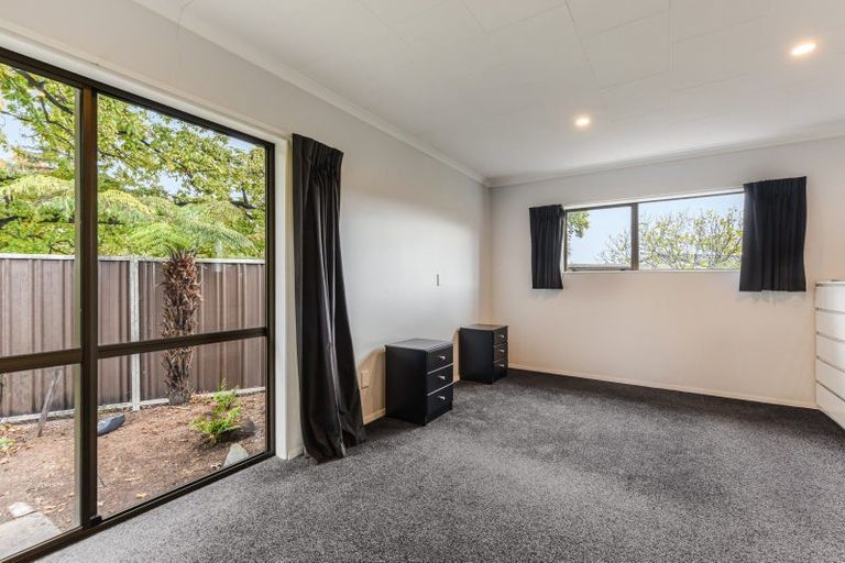 Photo of property in 27 Browning Crescent, Stoke, Nelson, 7011