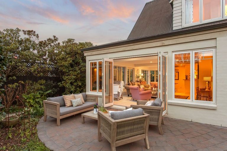 Photo of property in 9a Te Kura Street, Fendalton, Christchurch, 8014