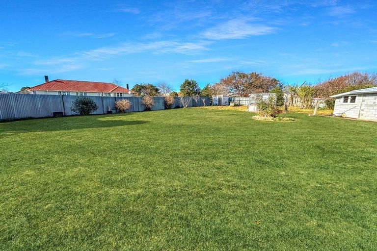 Photo of property in 14 Belfast Place, Roslyn, Palmerston North, 4414