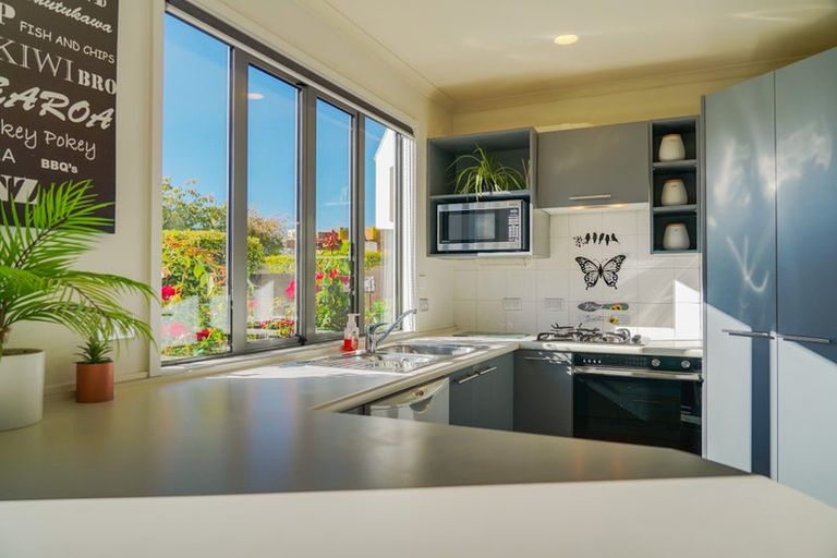 Photo of property in 9 Meadowbrook Place, Wanaka, 9305