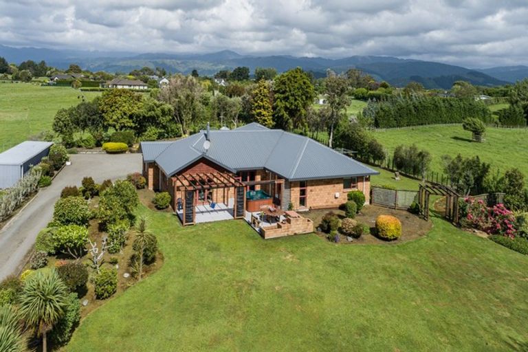 Photo of property in 68c Papaitonga Lake Road, Ohau, Levin, 5570