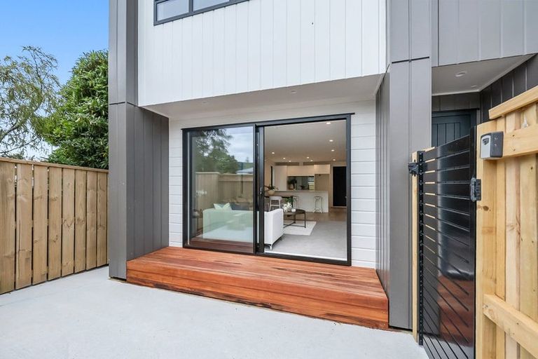 Photo of property in 354e Fergusson Drive, Heretaunga, Upper Hutt, 5018
