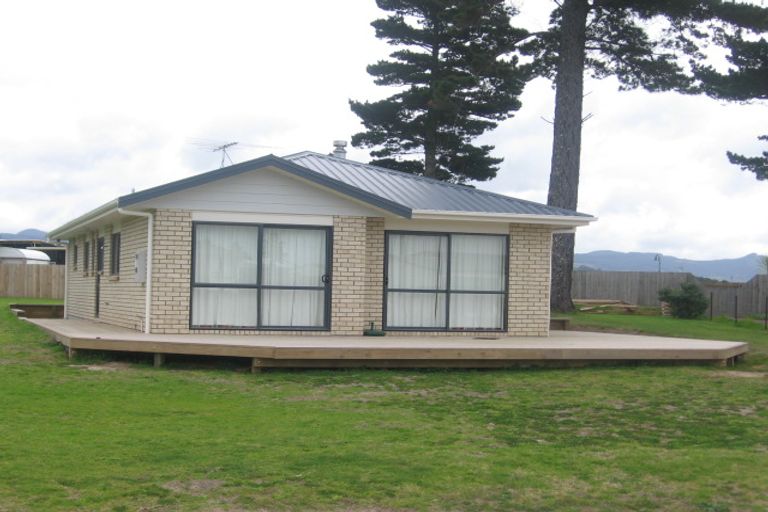 Photo of property in 106 Kauri Crescent, Matarangi, Whitianga, 3592