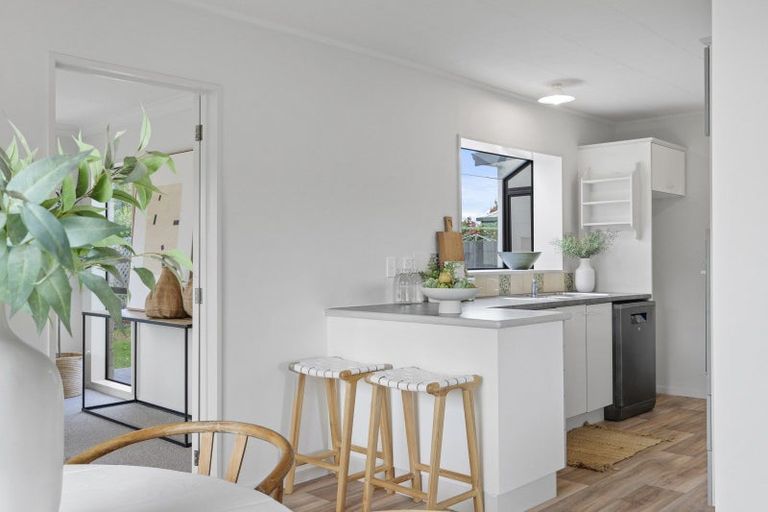 Photo of property in 9 Van Dieman Close, Templeton, Christchurch, 8042