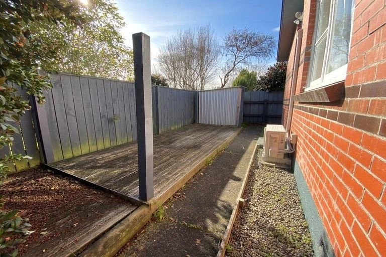Photo of property in 2/113 Clouston Park Road, Clouston Park, Upper Hutt, 5018
