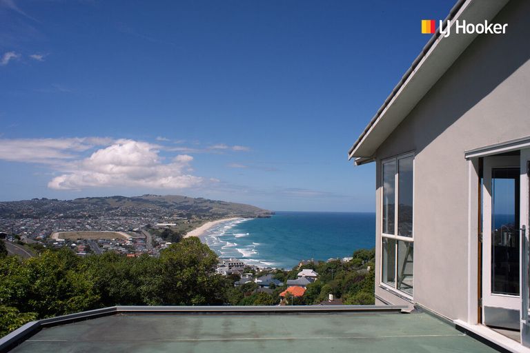 Photo of property in 142 Ravenswood Road, Saint Clair, Dunedin, 9012