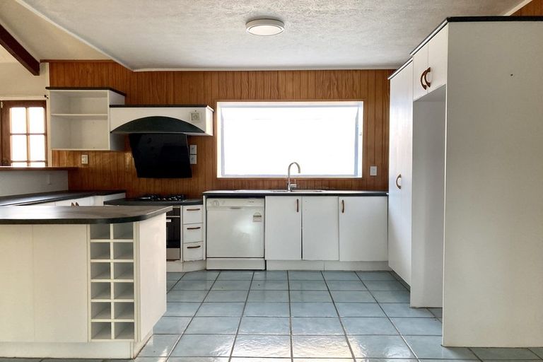 Photo of property in 89a/2 Royal Road, Massey, Auckland, 0614