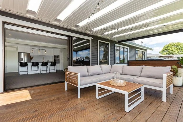 Photo of property in 86a King Street, Taradale, Napier, 4112