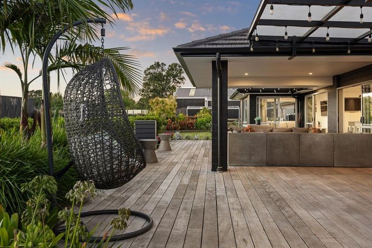 Photo of property in 583 State Highway 16, Kumeu, 0891