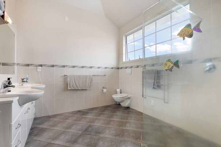 Photo of property in 60a Oxford Street, Te Puke, 3119