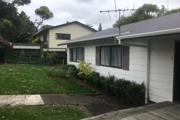 Photo of property in 1/34 Gatman Street, Birkdale, Auckland, 0626
